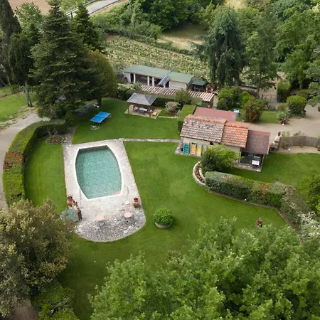 Villa Podere Caiano By Vacavilla