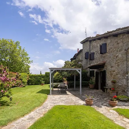 Villa Podere Caiano By Vacavilla Castelnuovo deʼ Sabbioni